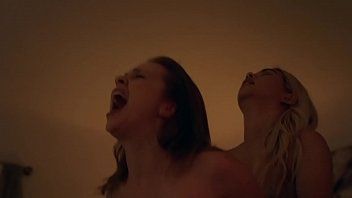 play Sensuele liefdesscènes met twee lesbiennes xxx