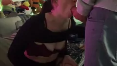 play Latina Babes erstes Erlebnis mit großen Schwänzen